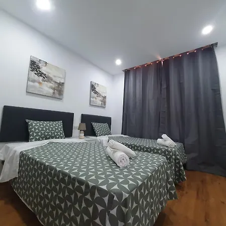 Apartamento Casa Liotro 2, Comfortable, Panoramic,central, Near The Sea,swimming Pool,wifi,terrace Los Cristianos (Tenerife)