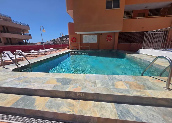 Casa Liotro Comfortable, Panoramic,central, Near The Sea,swimming Pool,wifi,terrace Daire Los Cristianos (Tenerife)