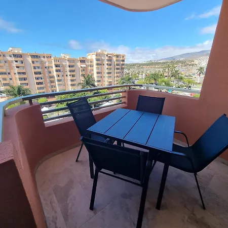 Daire Casa Liotro 2, Comfortable, Panoramic,central, Near The Sea,swimming Pool,wifi,terrace Los Cristianos (Tenerife)