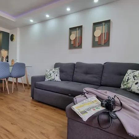 Casa Liotro 2, Comfortable, Panoramic,central, Near The Sea,swimming Pool,wifi,terrace * Los Cristianos (Tenerife)