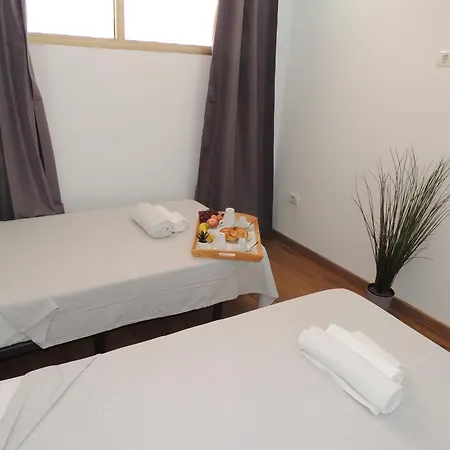 Daire Casa Liotro 2, Comfortable, Panoramic,central, Near The Sea,swimming Pool,wifi,terrace Los Cristianos (Tenerife)